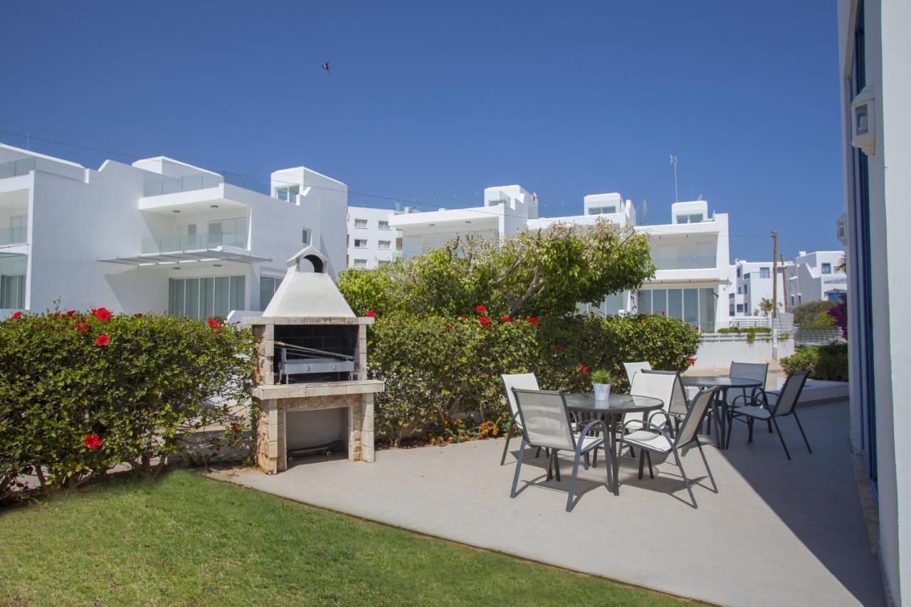Protaras Seafront Villa Infinte Aretousa المظهر الخارجي الصورة