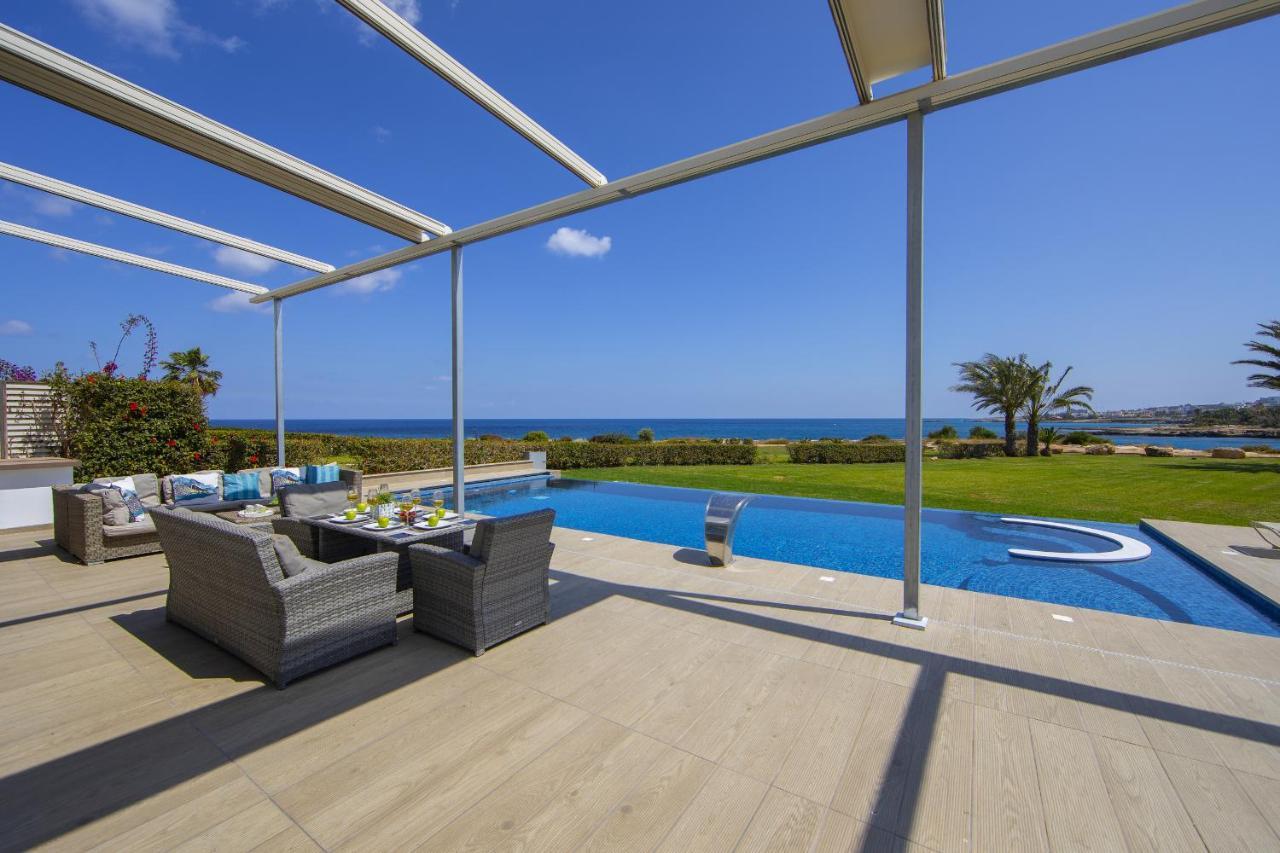 Protaras Seafront Villa Infinte Aretousa المظهر الخارجي الصورة