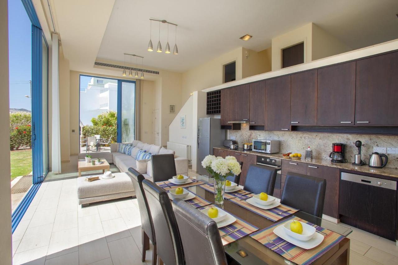Protaras Seafront Villa Infinte Aretousa المظهر الخارجي الصورة